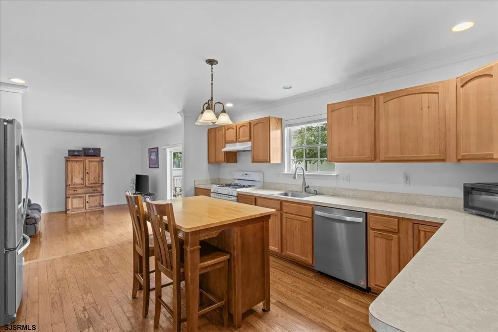 412 S Fir Ave Galloway Township, NJ 08205
