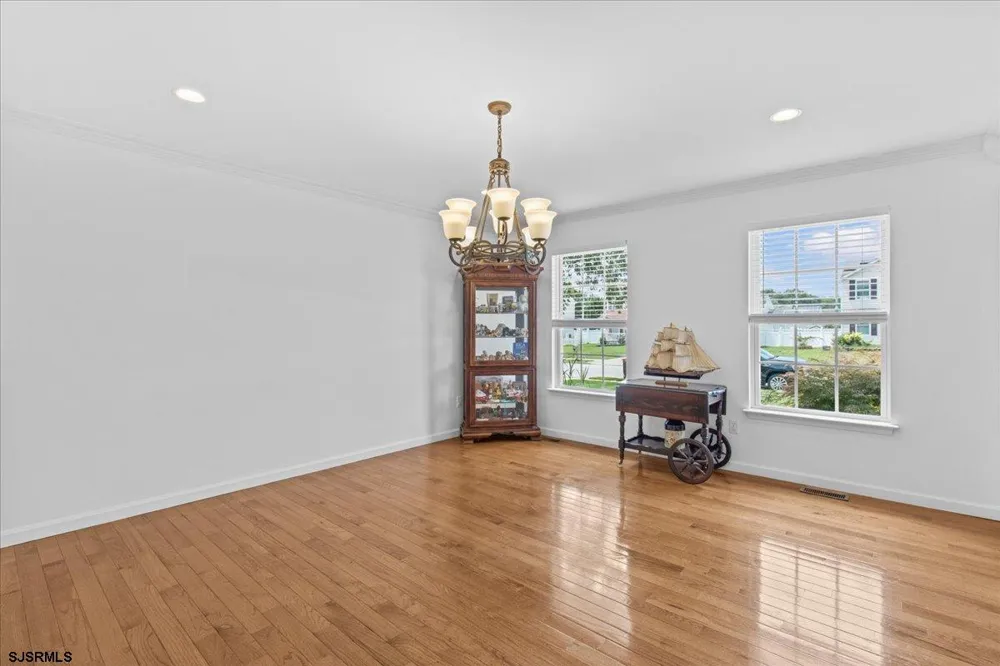 412 S Fir Ave Galloway Township, NJ 08205