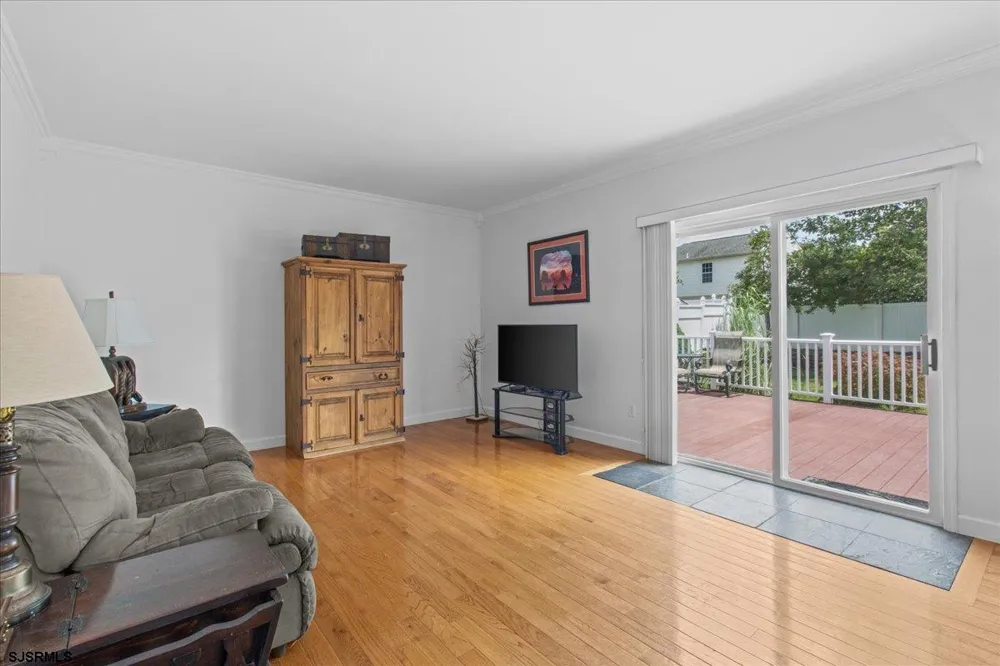 412 S Fir Ave Galloway Township, NJ 08205