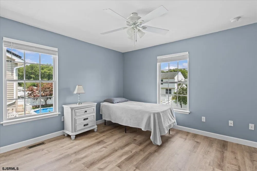 412 S Fir Ave Galloway Township, NJ 08205