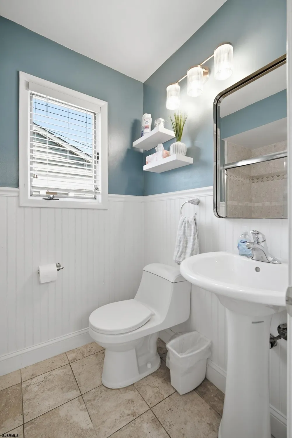 809 E Evans Blvd Brigantine, NJ 08203