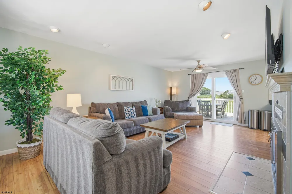 809 E Evans Blvd Brigantine, NJ 08203