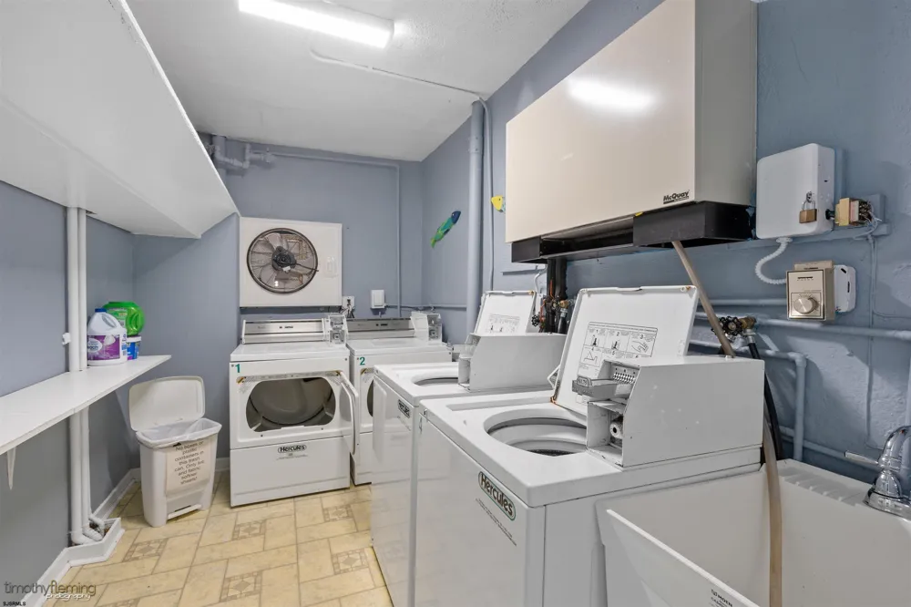111 S Dudley Ventnor, NJ 08406