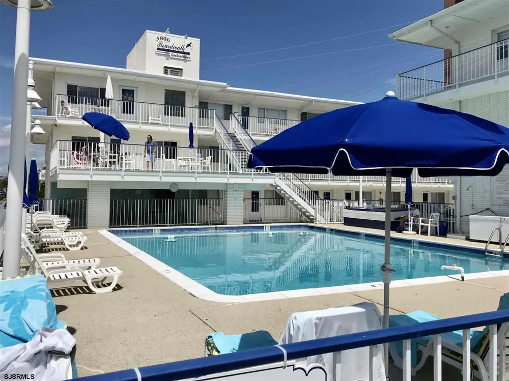 111 S Dudley Ventnor, NJ 08406