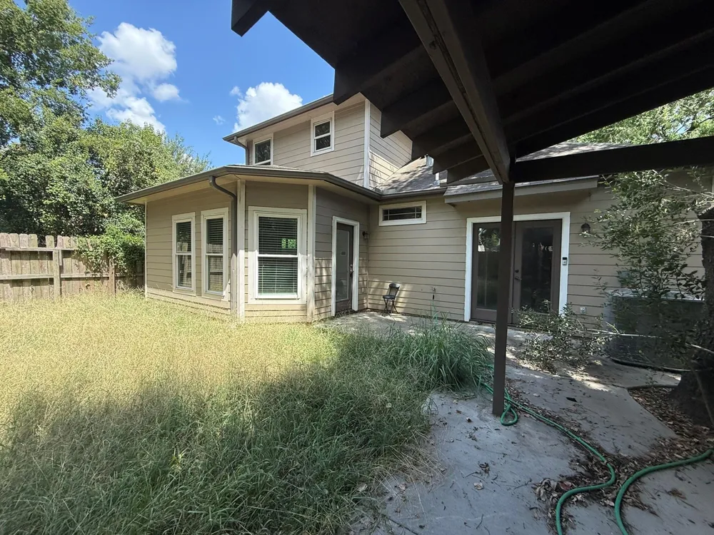 1004 Bonnie Street South Houston, TX 77587