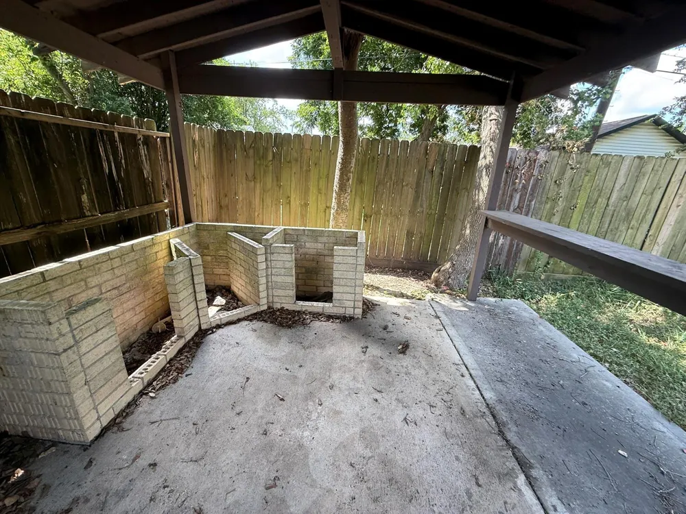 1004 Bonnie Street South Houston, TX 77587