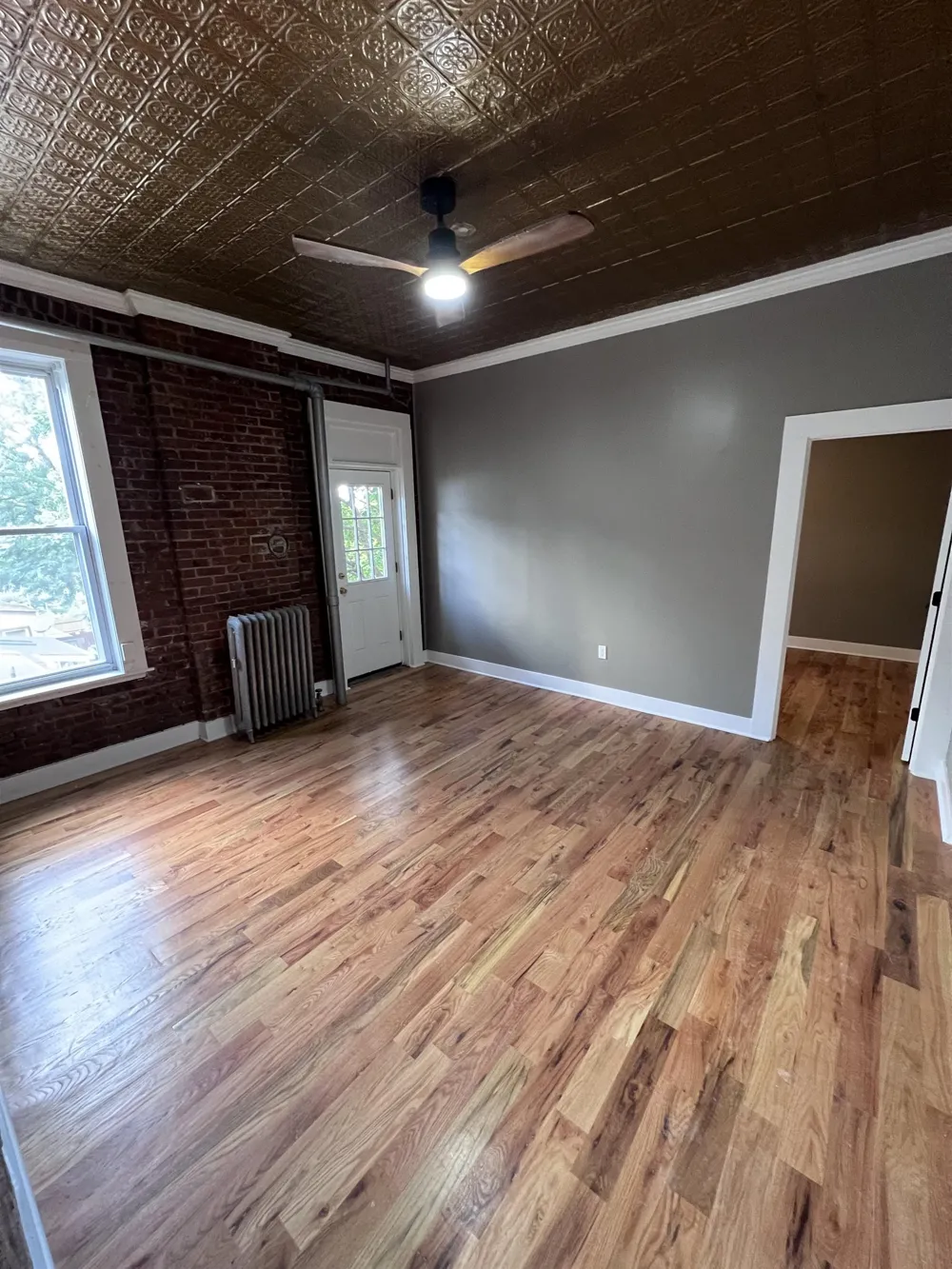 157 MIDLAND AVE Kearny, NJ 07032