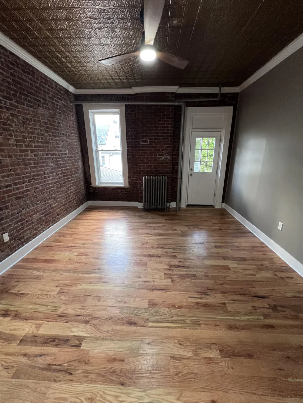 157 MIDLAND AVE Kearny, NJ 07032