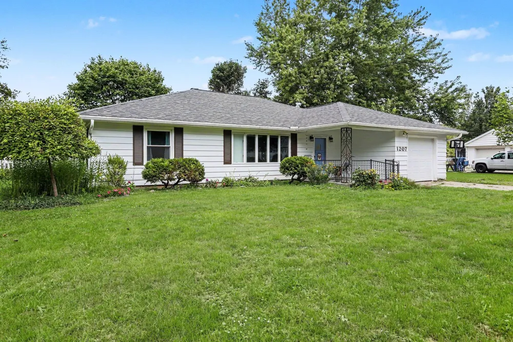 1207 Wilson Avenue Sturgis, MI 49091
