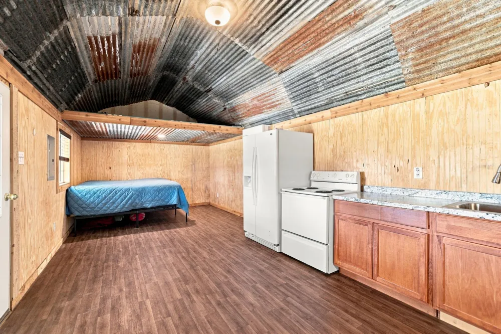 933 Scott Honey Grove, TX 75446