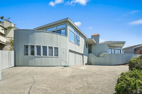 141 Cypress Loop