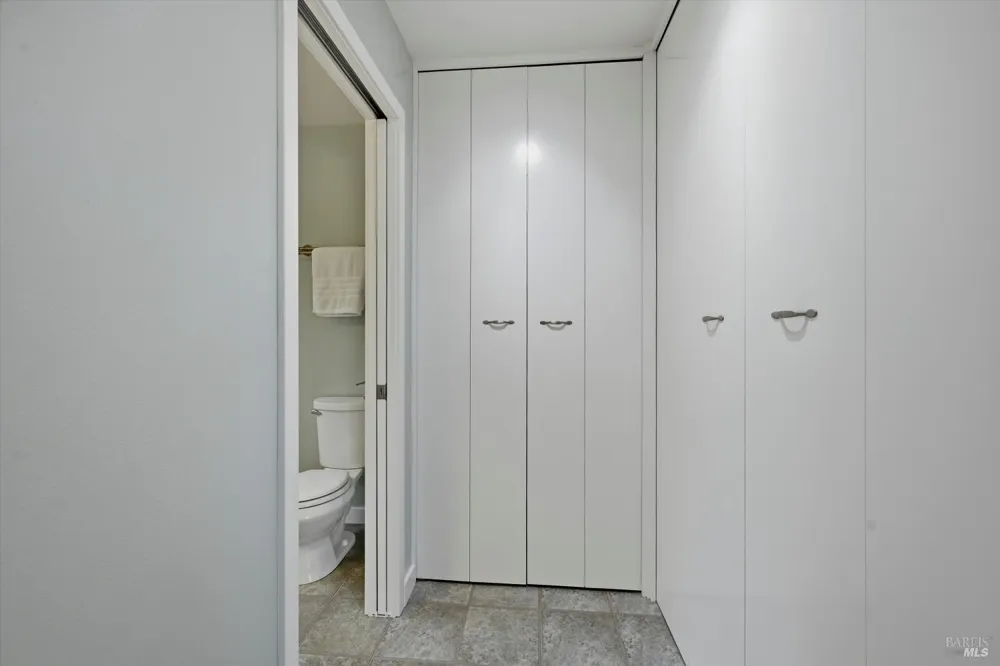 5 Sausalito Boulevard ##1 Sausalito, CA 94965
