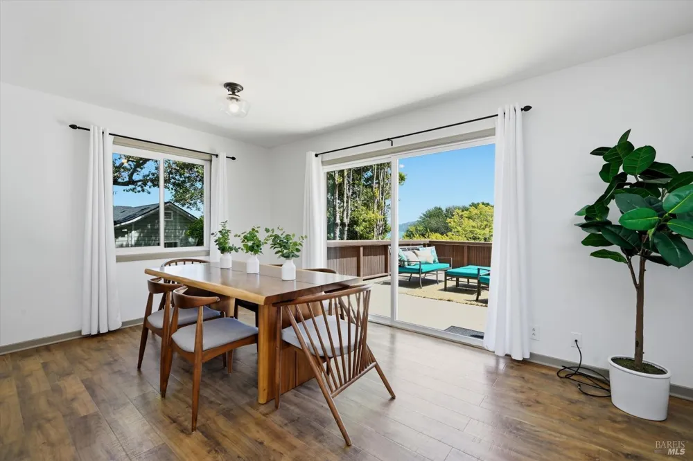 5 Sausalito Boulevard ##1 Sausalito, CA 94965