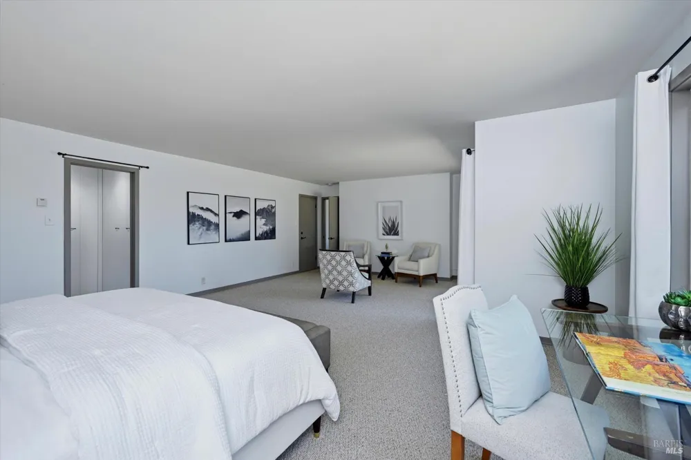 5 Sausalito Boulevard ##1 Sausalito, CA 94965