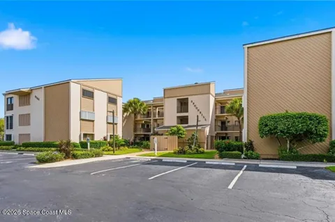 6165 S Mirror Lake Drive #106