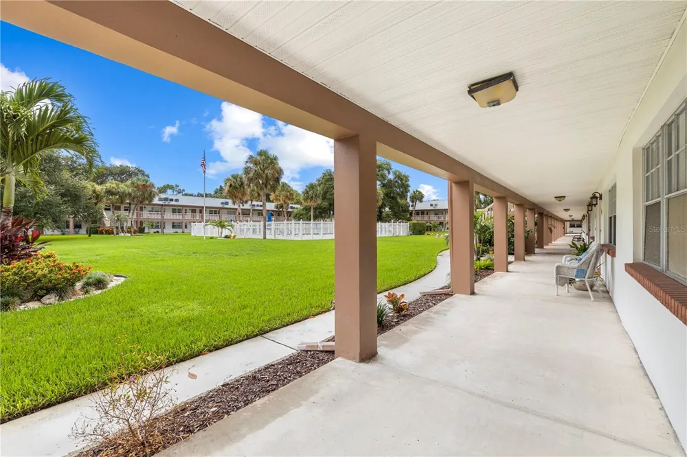650 PINELLAS POINT DRIVE S #122 St Petersburg, FL 33705