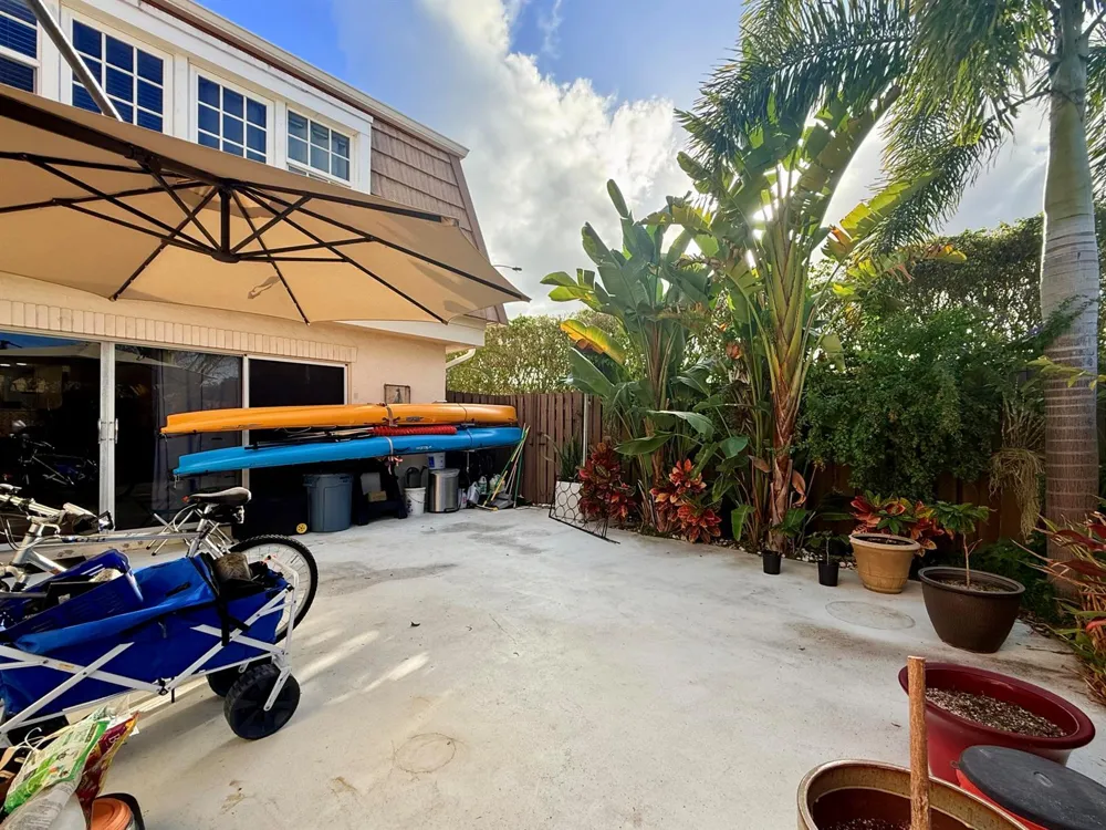 11584 WINCHESTER DRIVE Palm Beach Gardens, FL 33410