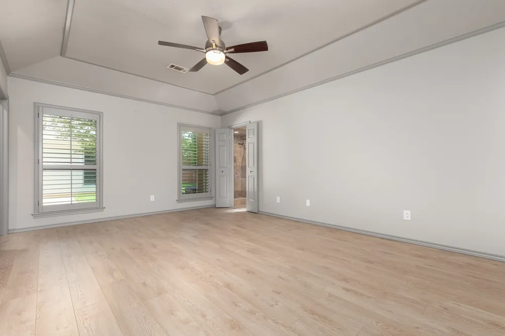 15607 GOLDEN CREEK Dallas, TX 75248
