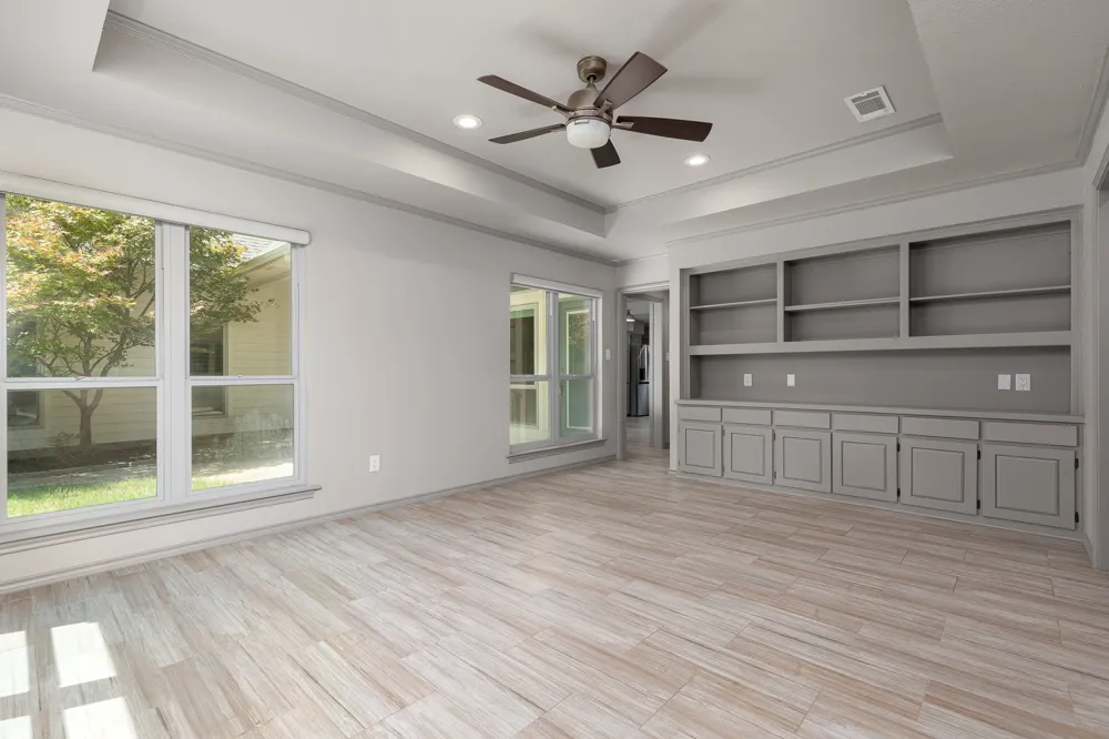 15607 GOLDEN CREEK Dallas, TX 75248