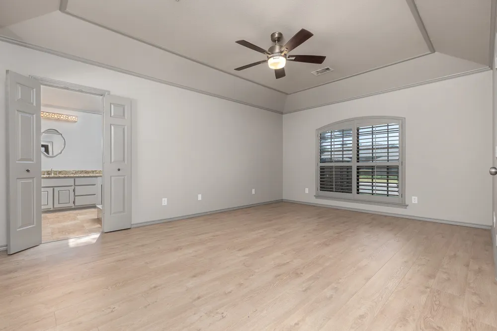 15607 GOLDEN CREEK Dallas, TX 75248