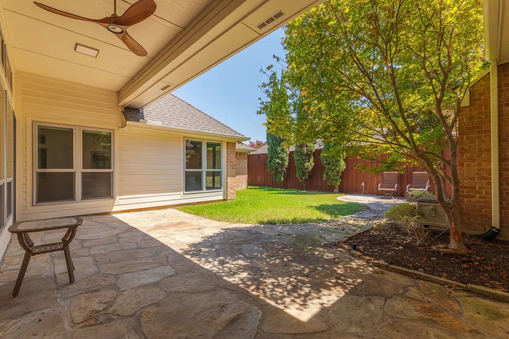 15607 GOLDEN CREEK Dallas, TX 75248