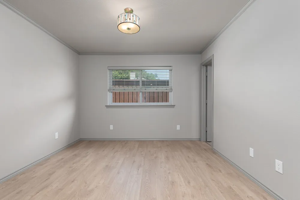 15607 GOLDEN CREEK Dallas, TX 75248