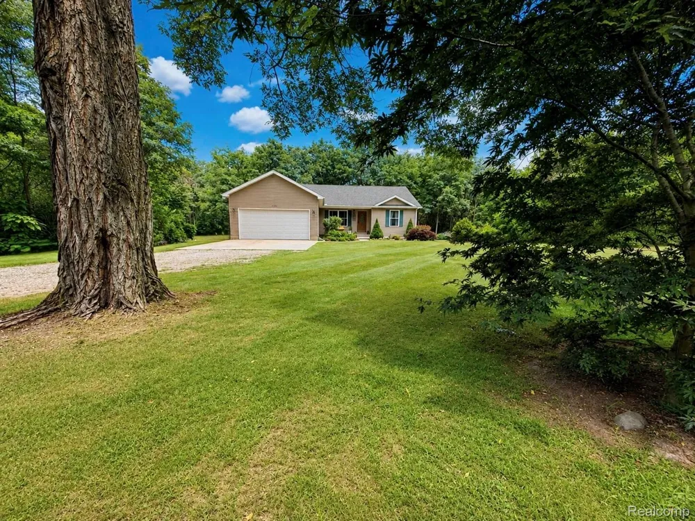 7700 Kitchen Road Wales Township, MI 48027