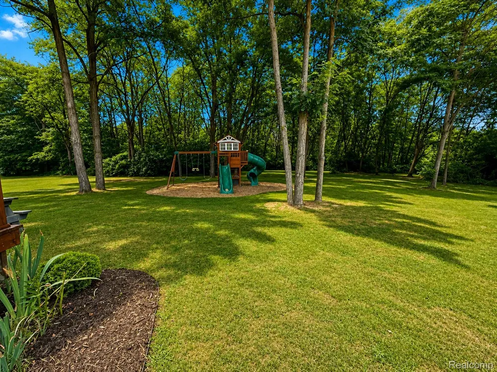 7700 Kitchen Road Wales Township, MI 48027