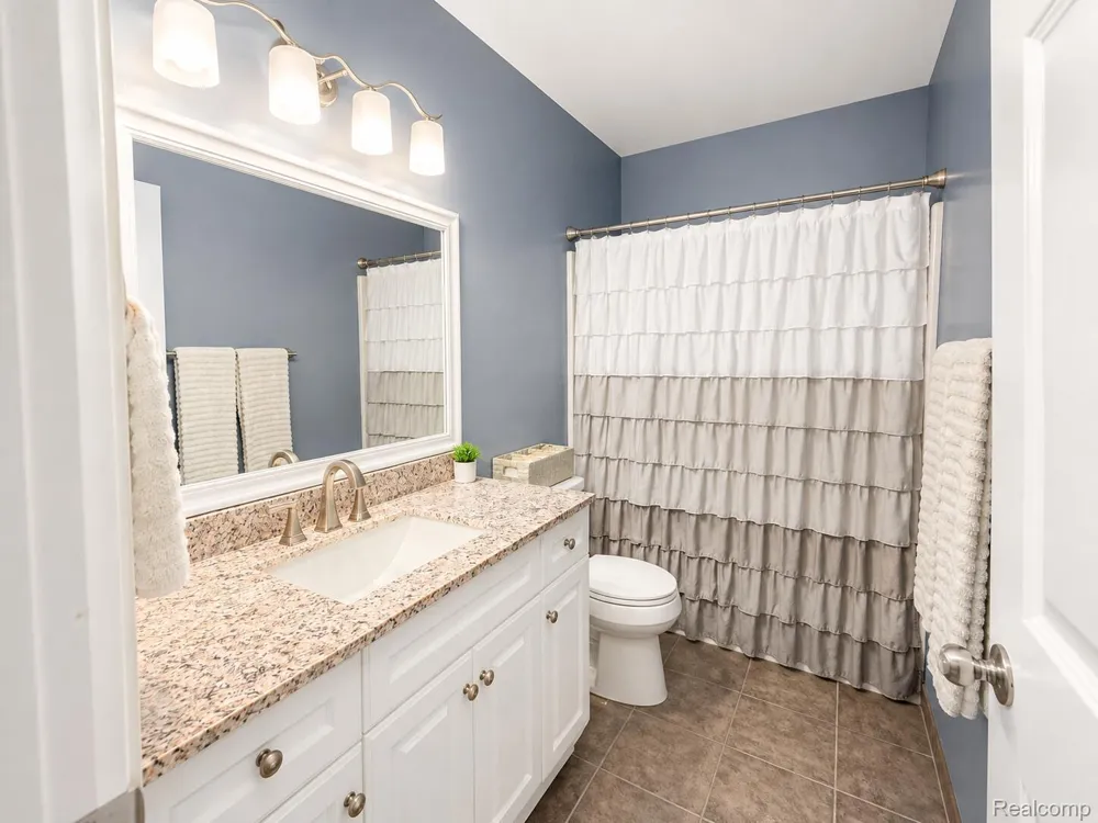 7700 Kitchen Road Wales Township, MI 48027