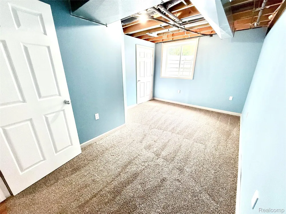7700 Kitchen Road Wales Township, MI 48027