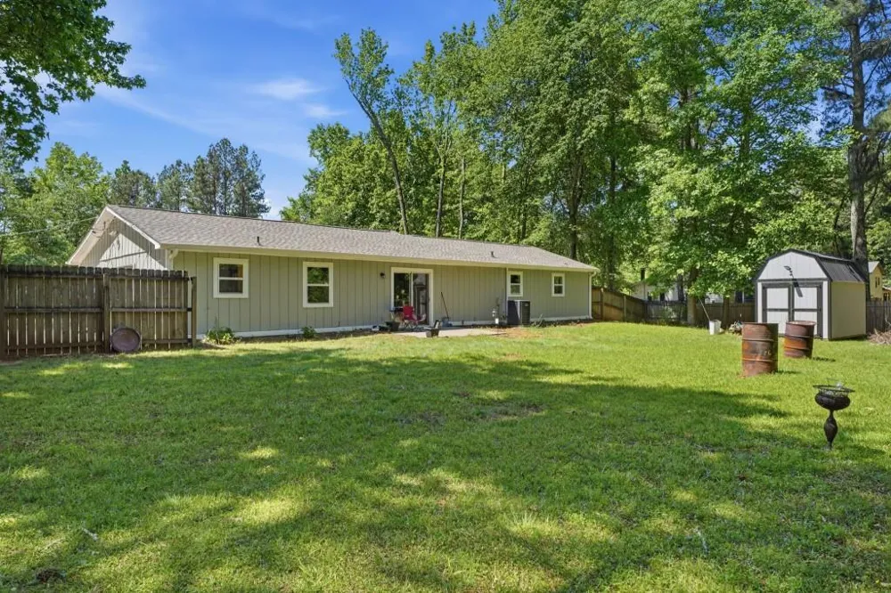 6380 Pleasant Drive Winston, GA 30187