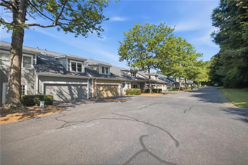 1515 Liberty Lane Roswell, GA 30075