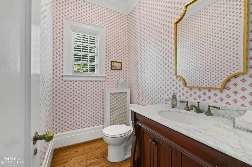 304 University Place Grosse Pointe City, MI 48230