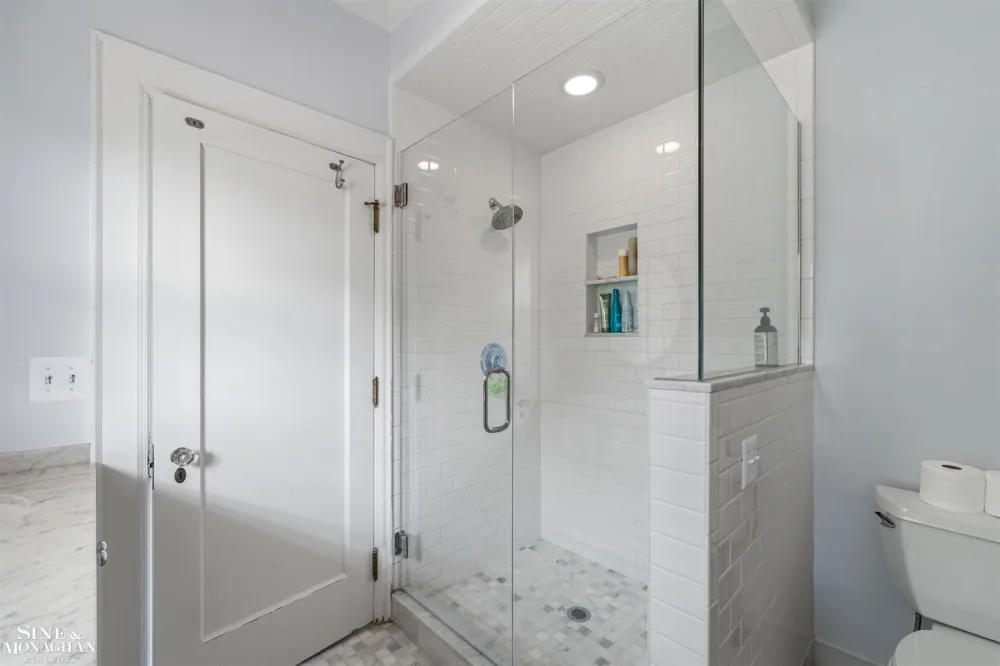 304 University Place Grosse Pointe City, MI 48230