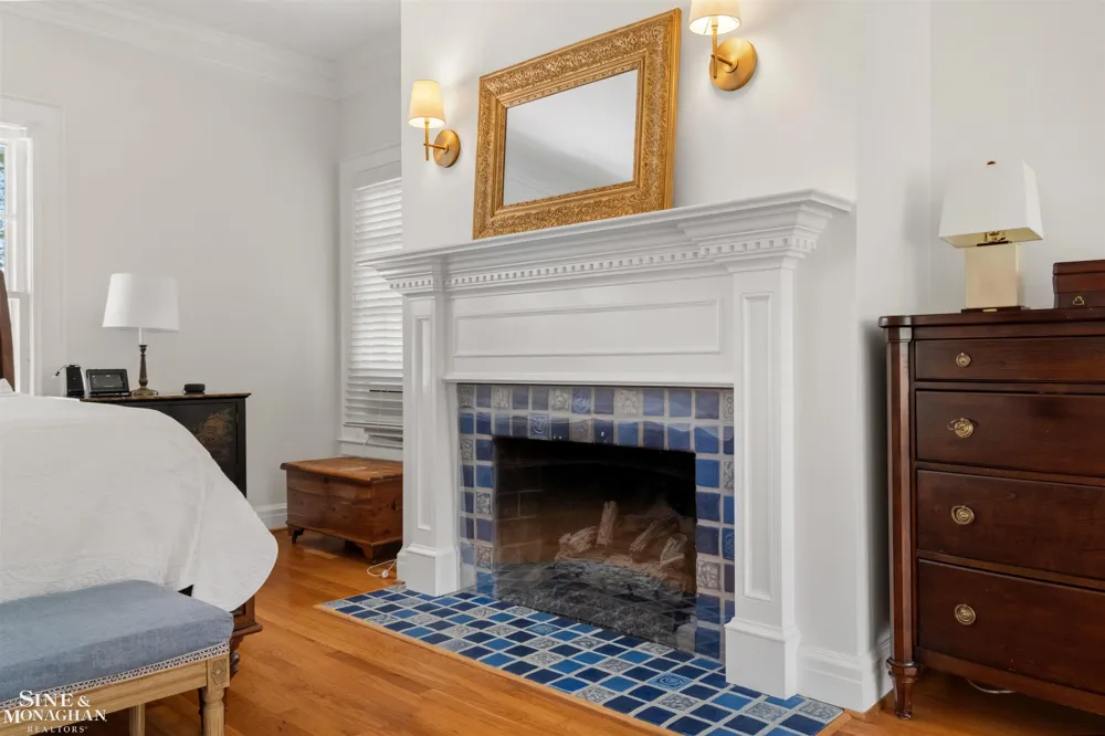 304 University Place Grosse Pointe City, MI 48230