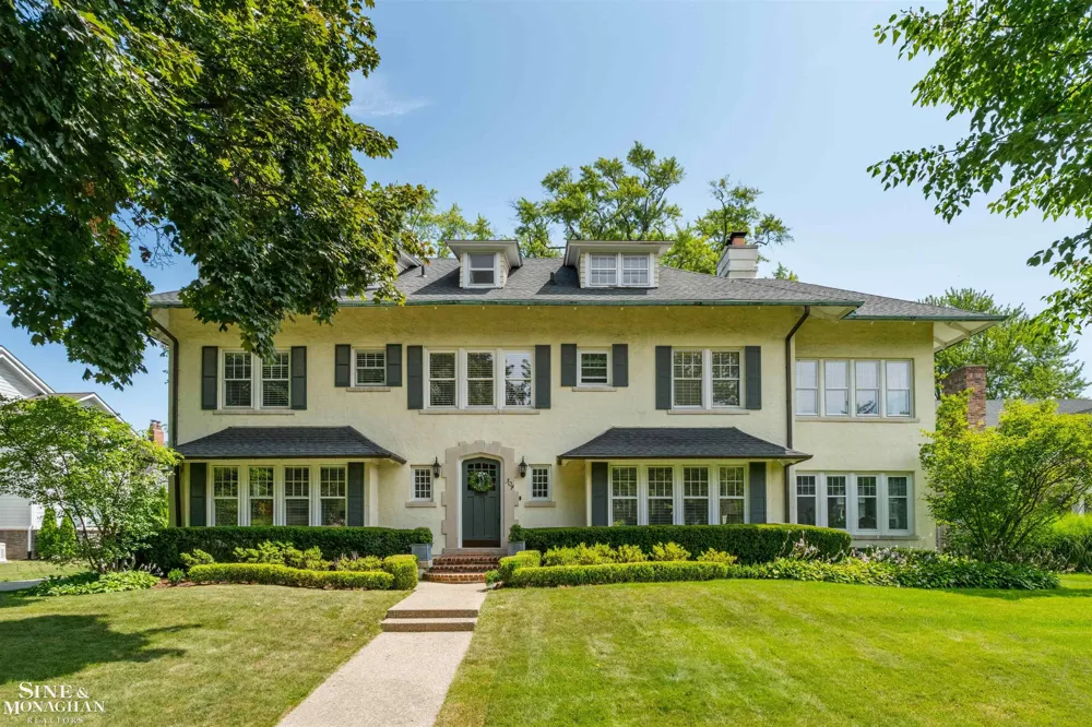 304 University Place Grosse Pointe City, MI 48230