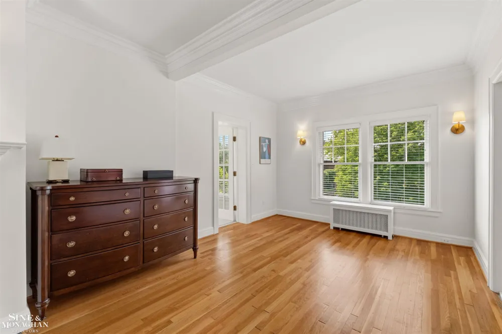 304 University Place Grosse Pointe City, MI 48230