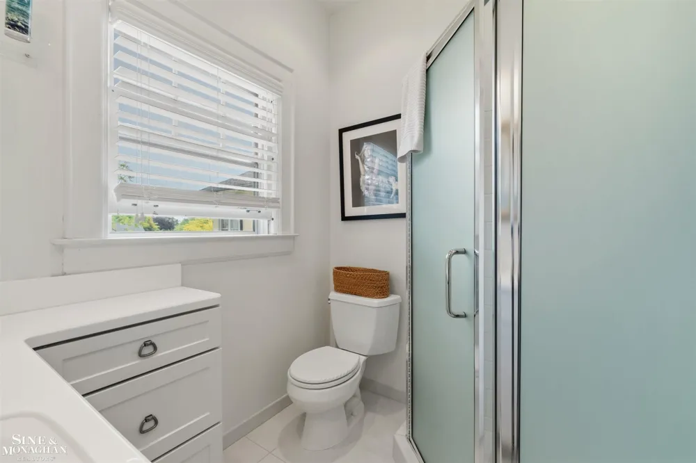 304 University Place Grosse Pointe City, MI 48230