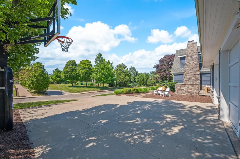 441 Ridgeway Street St. Joseph, MI 49085