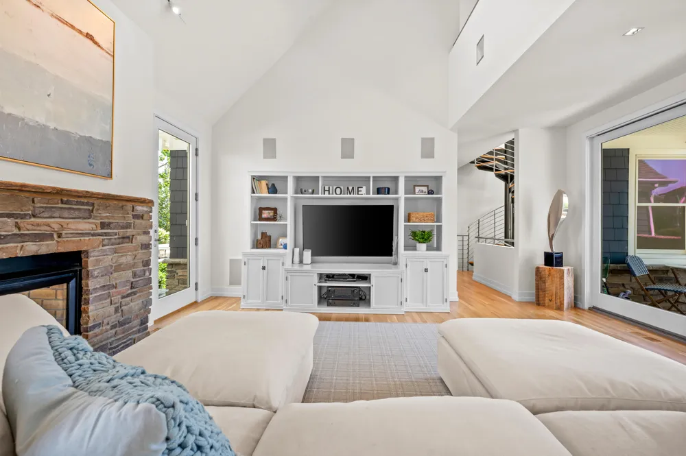 441 Ridgeway Street St. Joseph, MI 49085