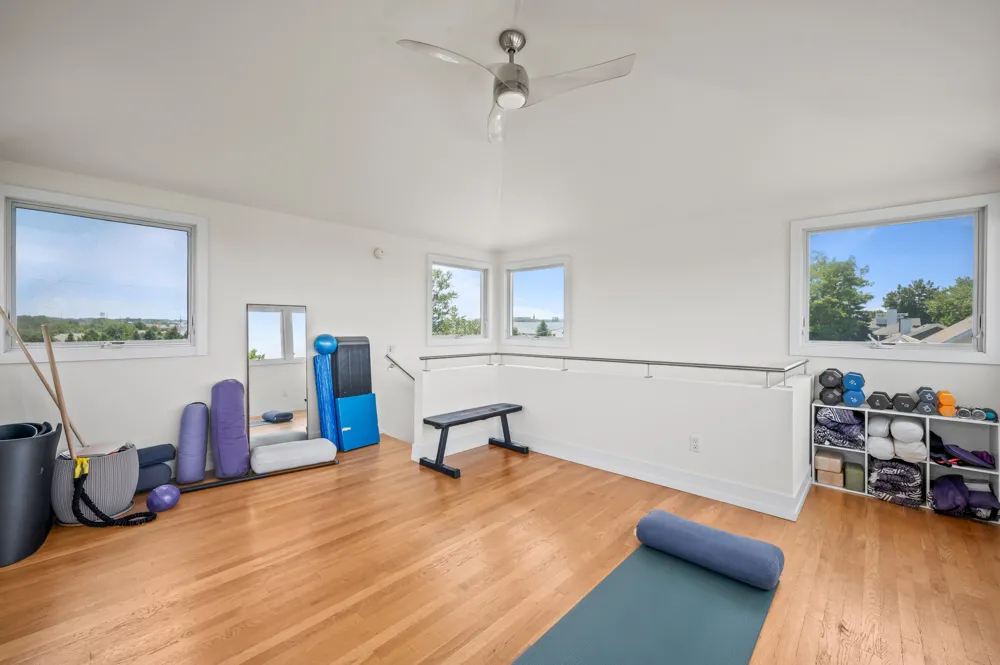 441 Ridgeway Street St. Joseph, MI 49085