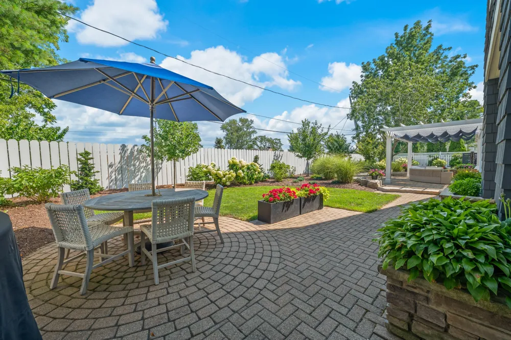 441 Ridgeway Street St. Joseph, MI 49085
