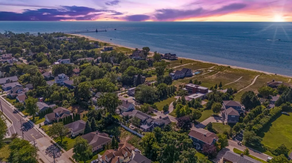 441 Ridgeway Street St. Joseph, MI 49085