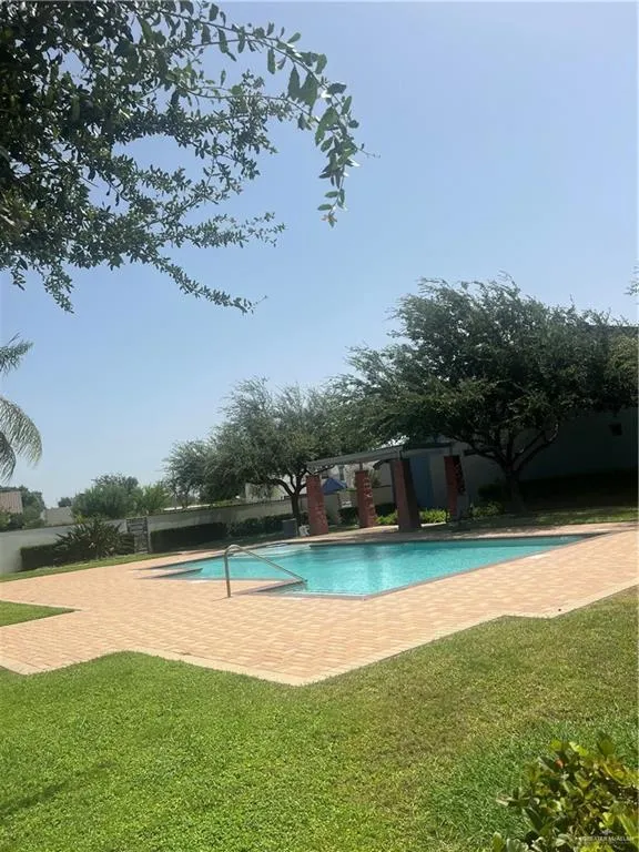 9333 15th Street McAllen, TX 78504