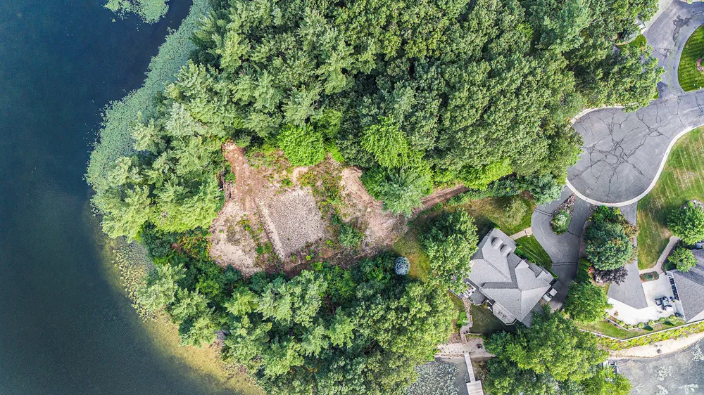 12487 Horseshoe Drive NE Oakfield Township, MI 49326