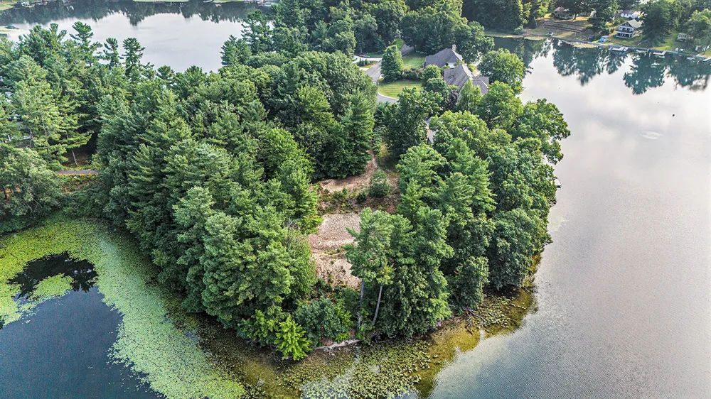 12487 Horseshoe Drive NE Oakfield Township, MI 49326