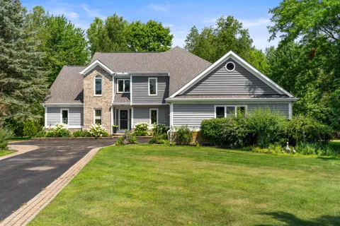 5440 Ridge Trail