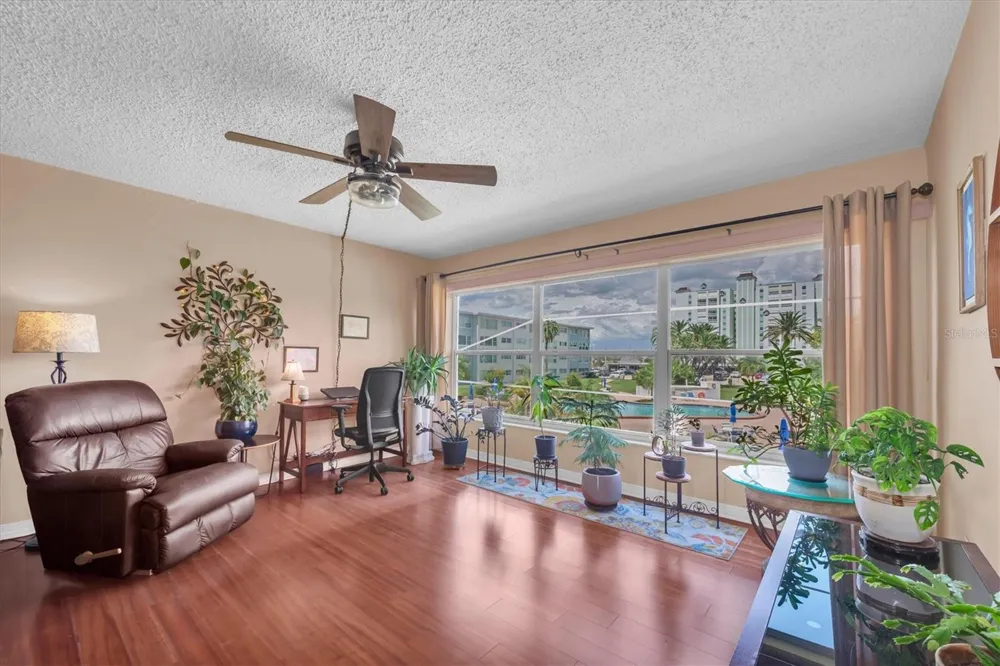 6363 GULF WINDS DRIVE #233 St Petersburg, FL 33706