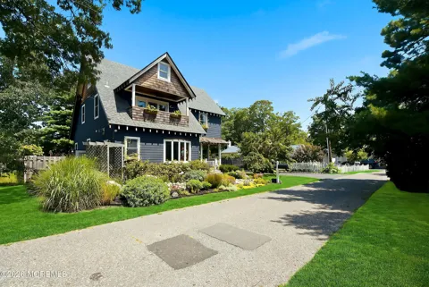 446 Cape Breton Court