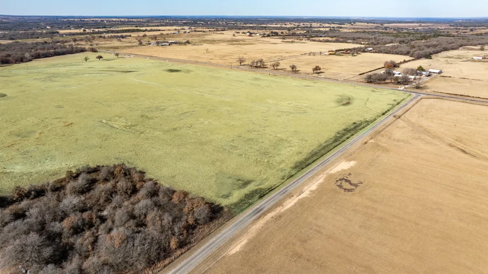 2832 Campbell Road Tolar, TX 76476